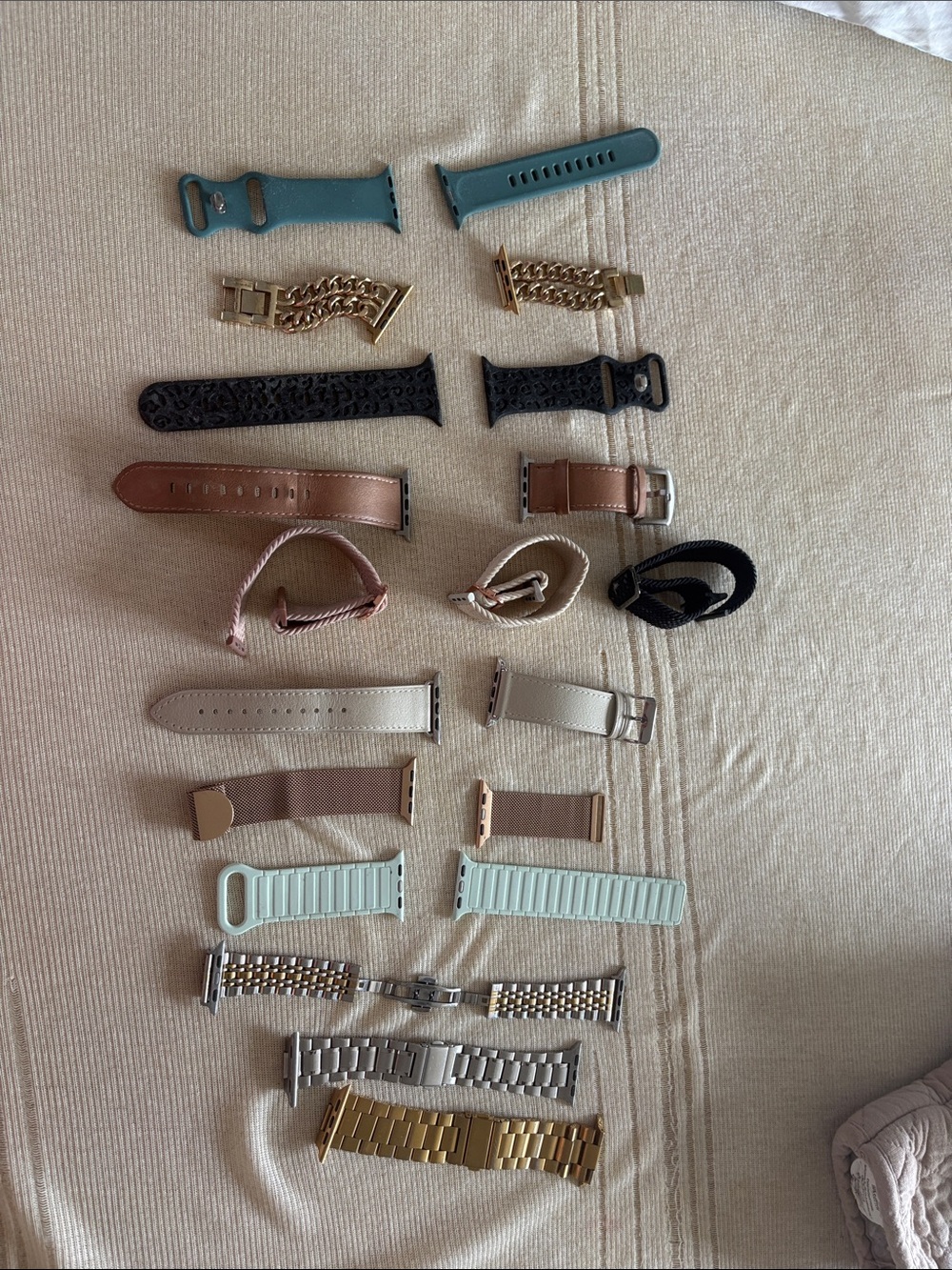 Apple Women's Watch Band Set - Mint, Black, Rose, Cream, Gold, Silver